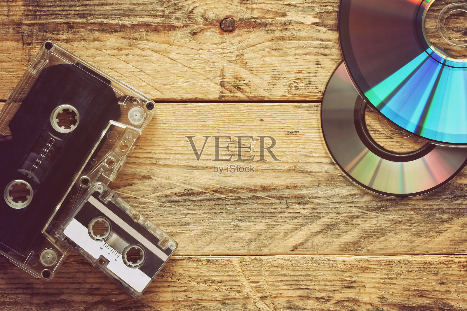 录音带和CD光盘照片摄影图片