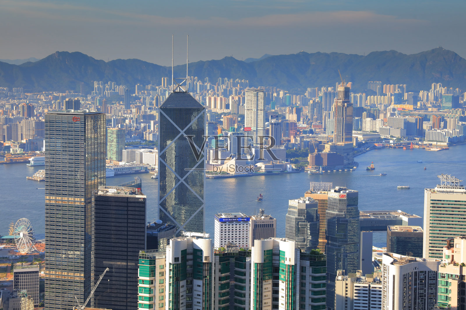 在杂志Gap的城市视图照片摄影图片