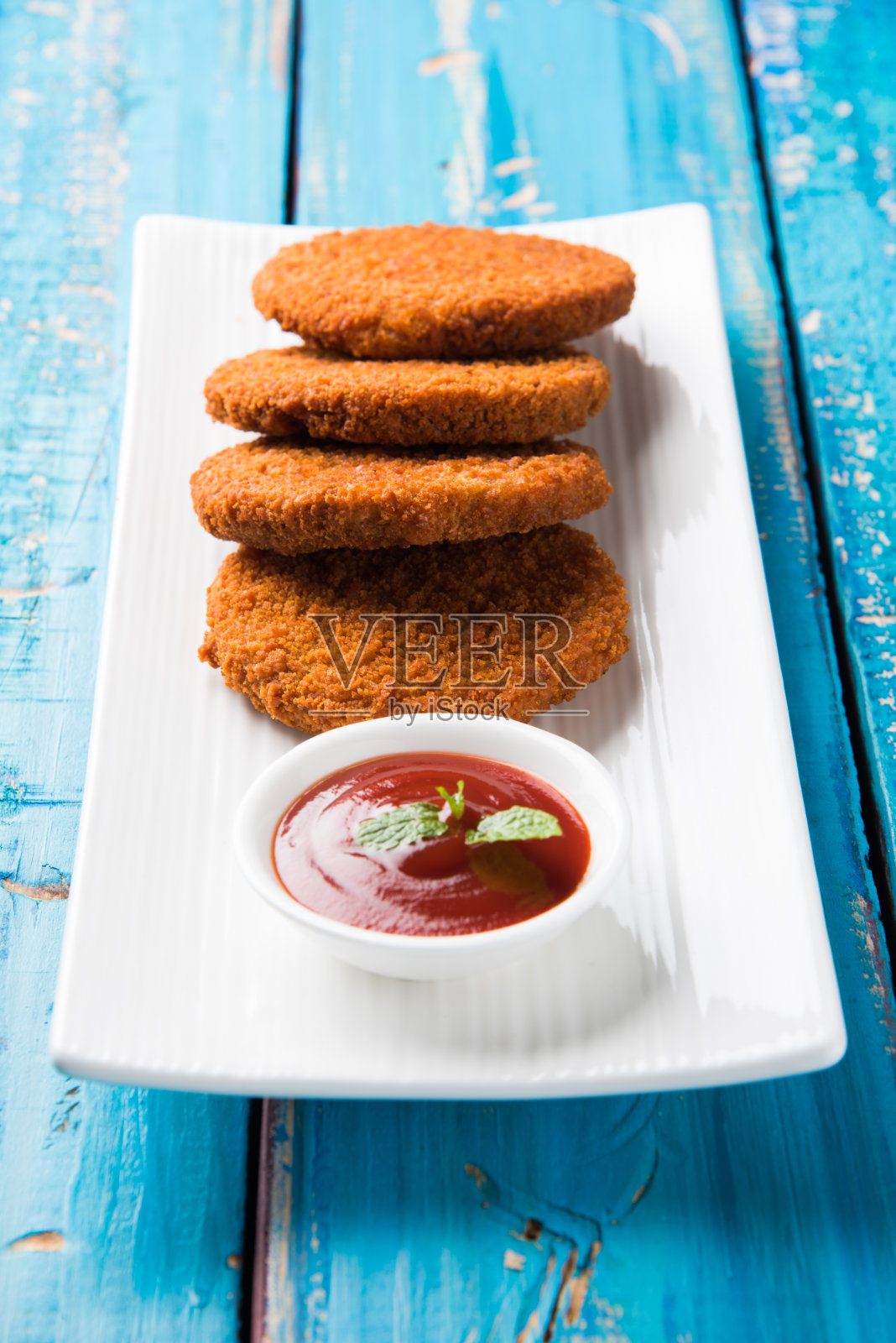 肉片、炸土豆片、ragda肉饼/ aloo tikki照片摄影图片