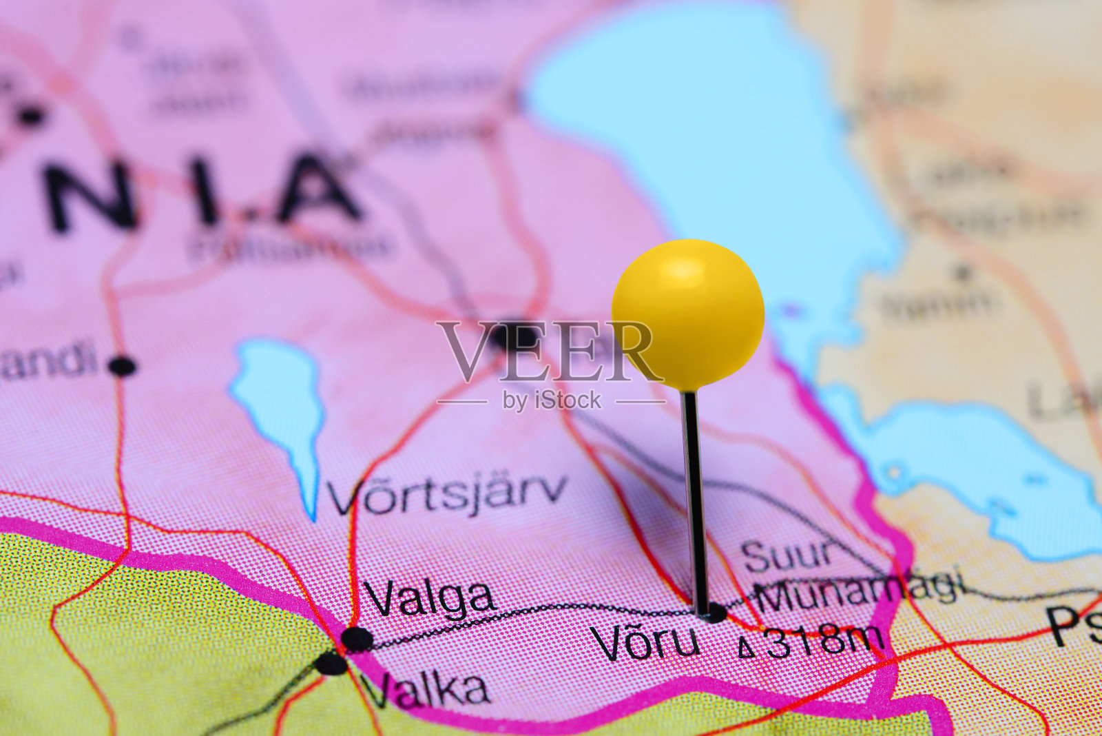 沃鲁钉上了一张爱沙尼亚地图照片摄影图片