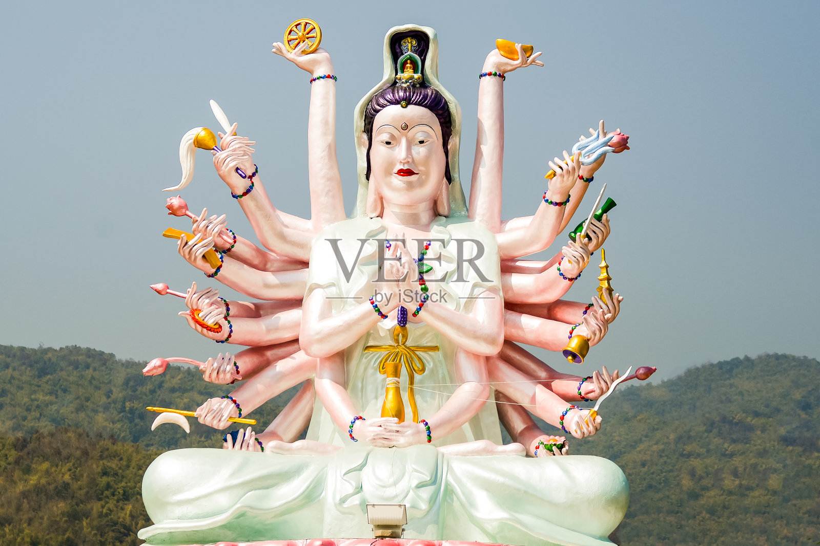 在泰国Wat的观音女神雕像照片摄影图片