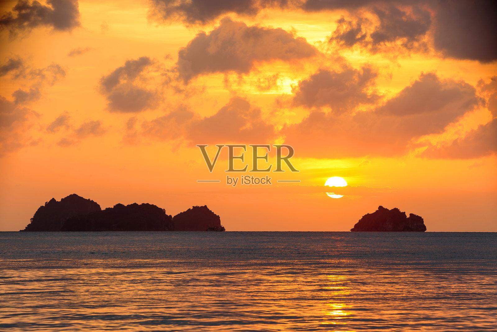 海上日落照片摄影图片