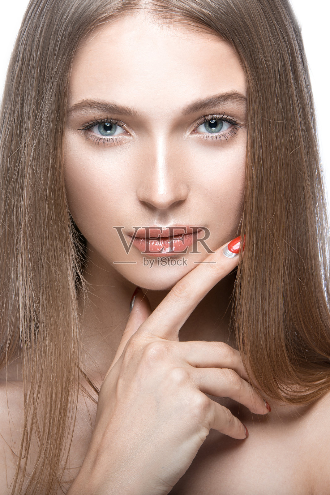 漂亮的年轻女孩，淡妆自然。美照片摄影图片