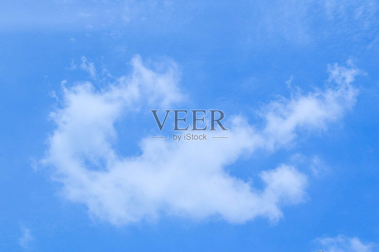 蓝色的天空照片摄影图片