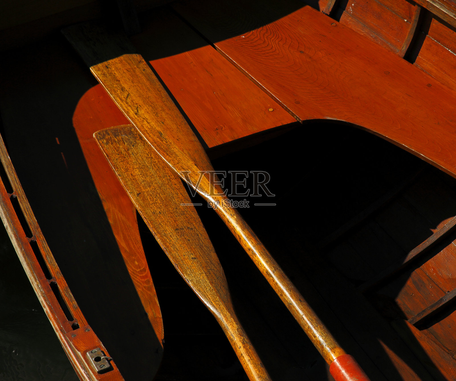 古董木船太阳桨照片摄影图片