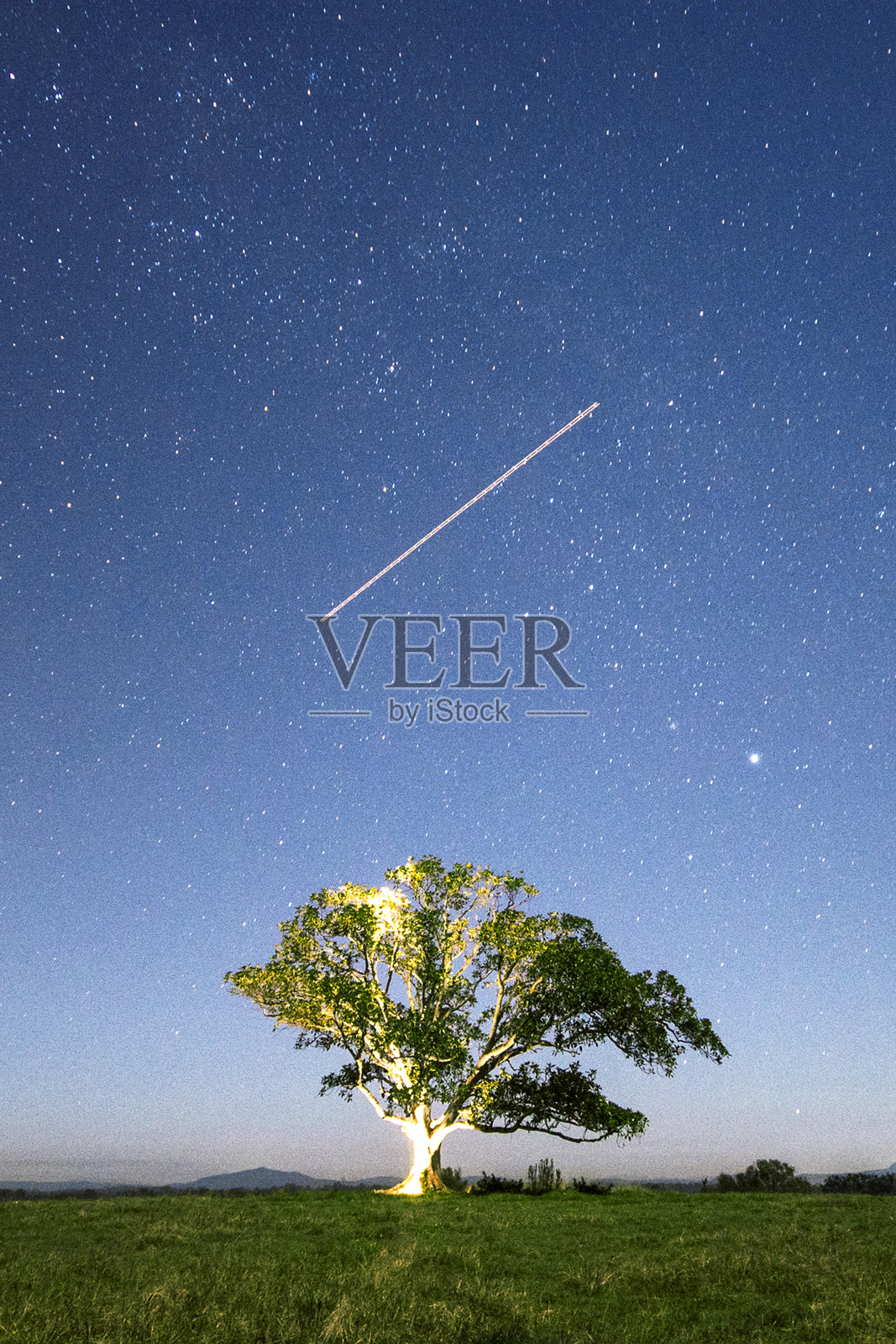 星星在晚上照片摄影图片