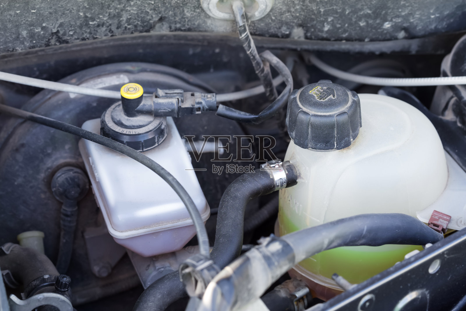 汽车发动机零部件照片摄影图片