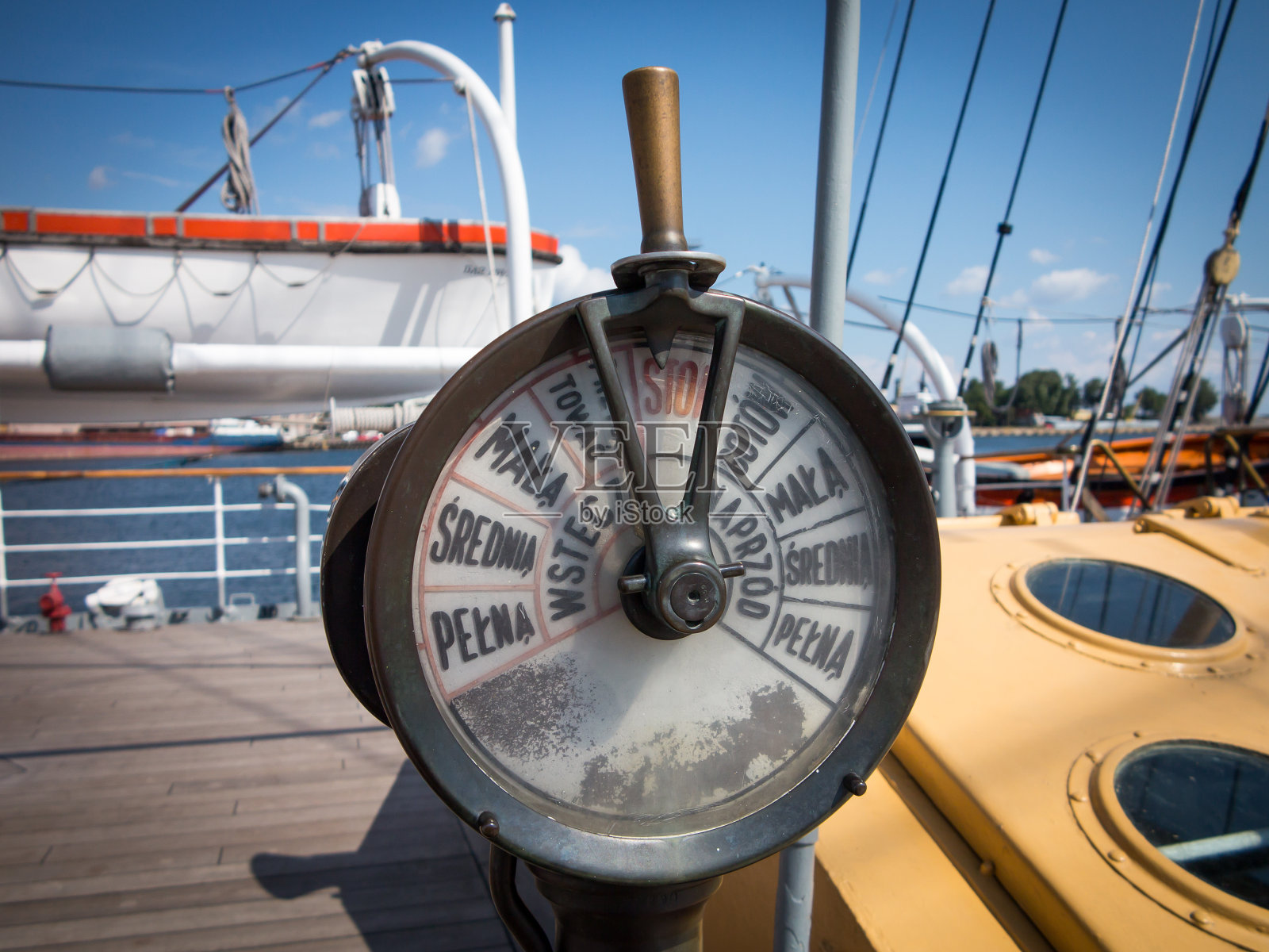 船电报照片摄影图片