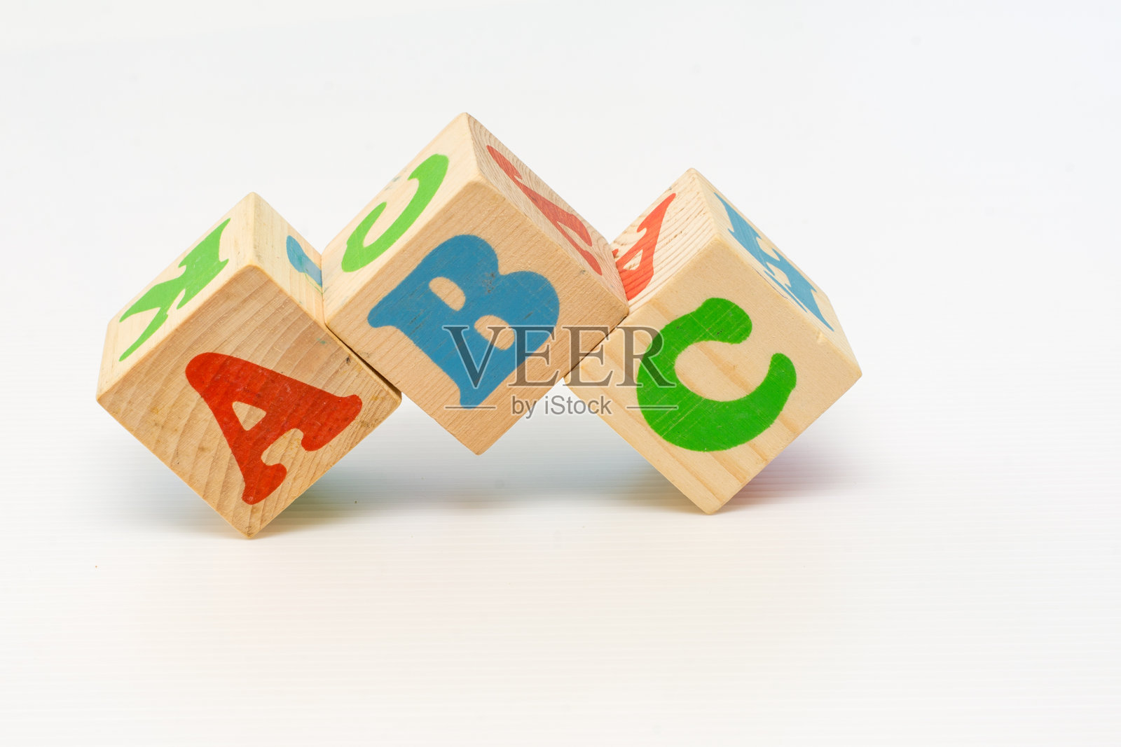 ABC字母积木照片摄影图片