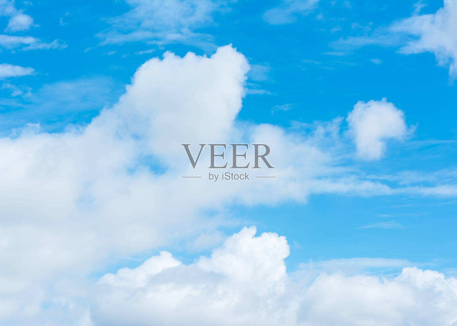 晴朗的天空和白天的白云的图像照片摄影图片