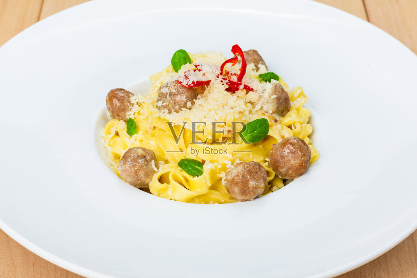 意大利传统的肉丸意大利面照片摄影图片