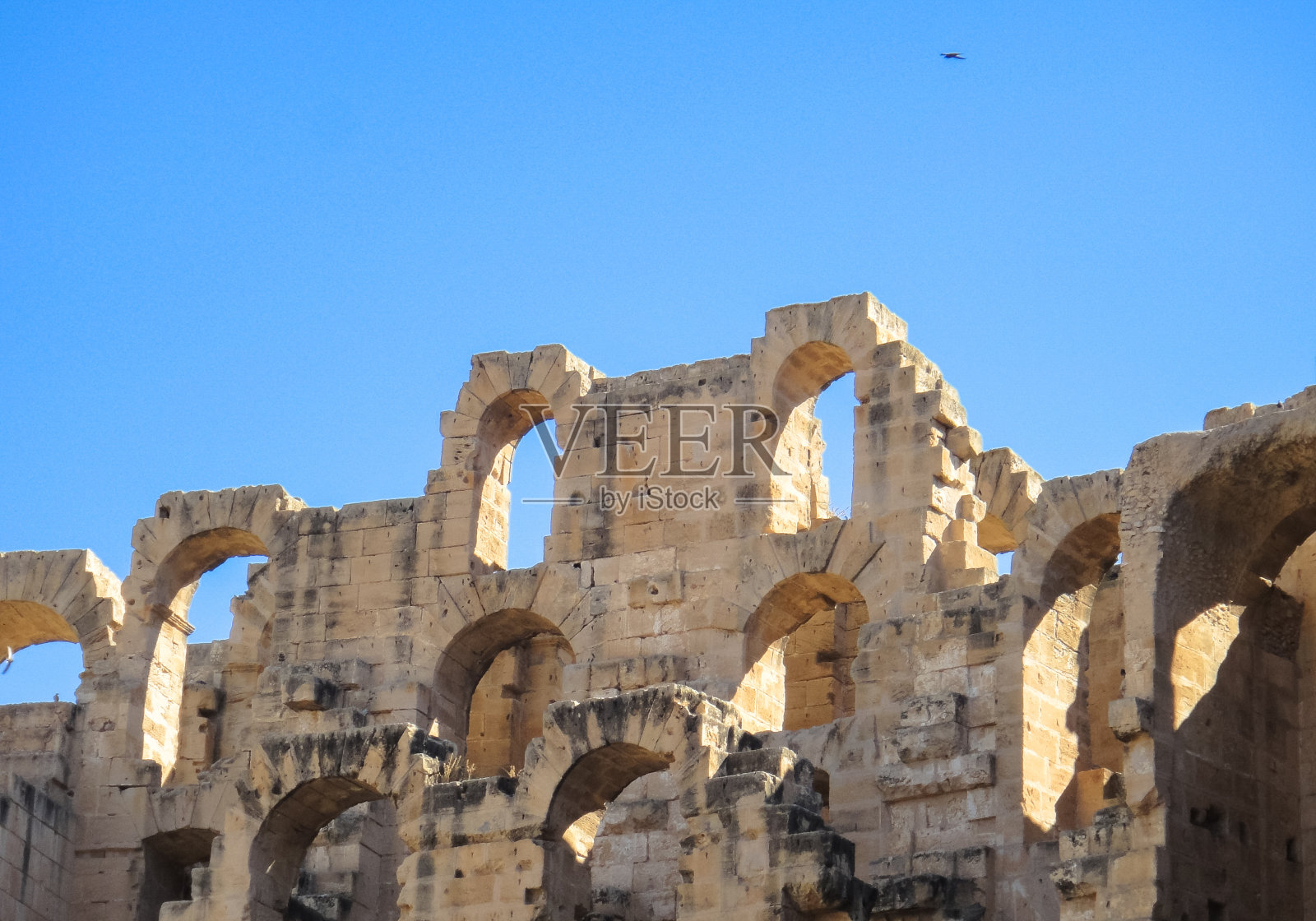 位于埃尔杰姆镇的蒂斯德鲁斯罗马圆形剧场。突尼斯照片摄影图片