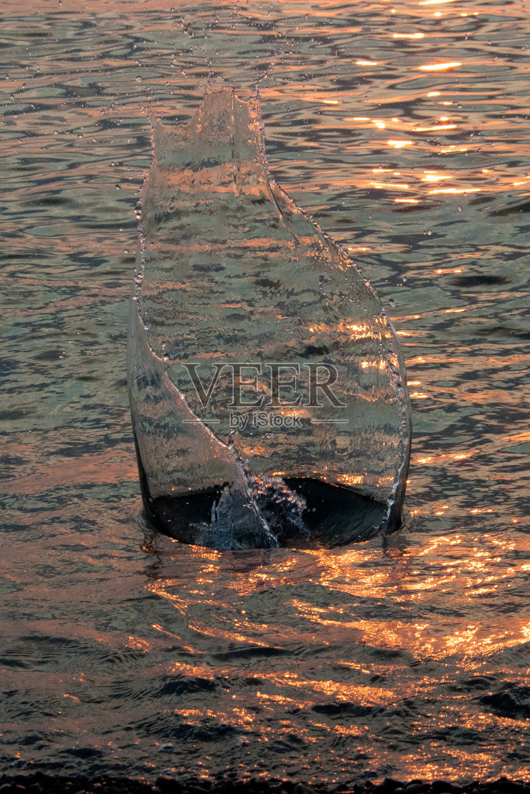 水溅照片摄影图片