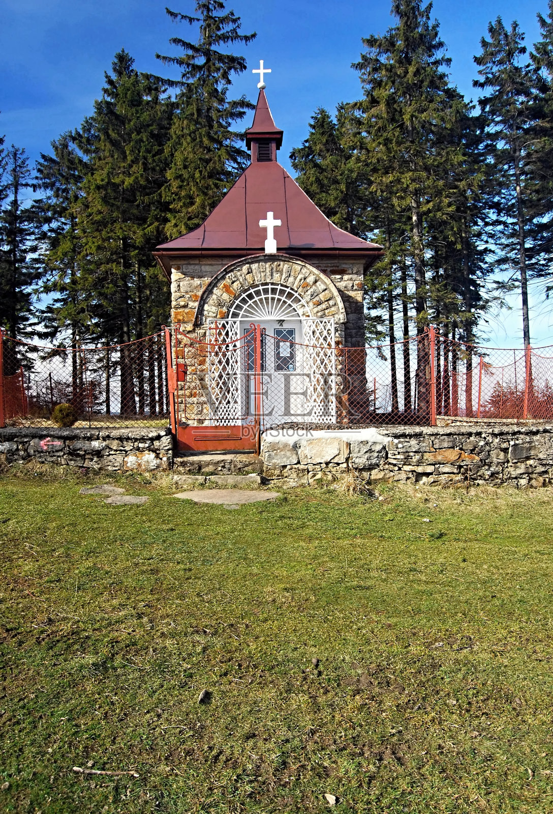 莫林科维奇夫尔奇山上的教堂在莫列夫斯科什克贝斯基迪照片摄影图片