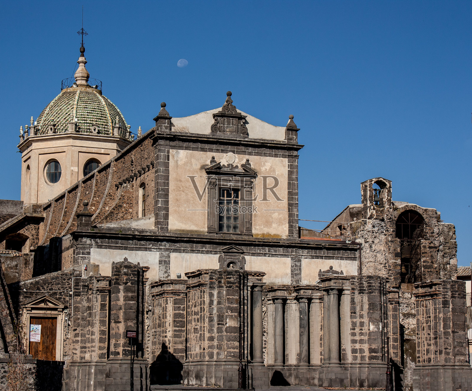 母亲教会照片摄影图片