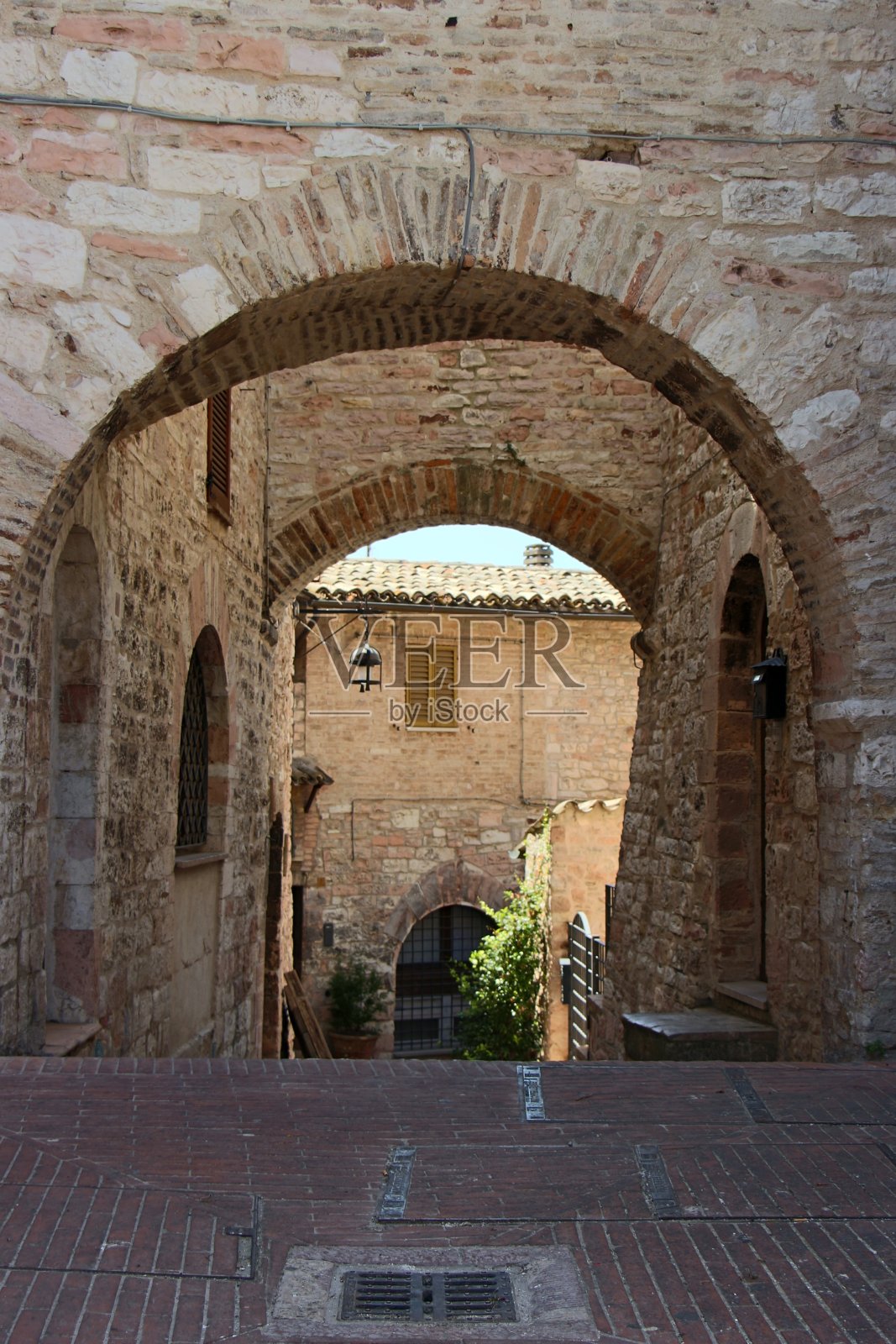 阿西西——老城的一条小街照片摄影图片