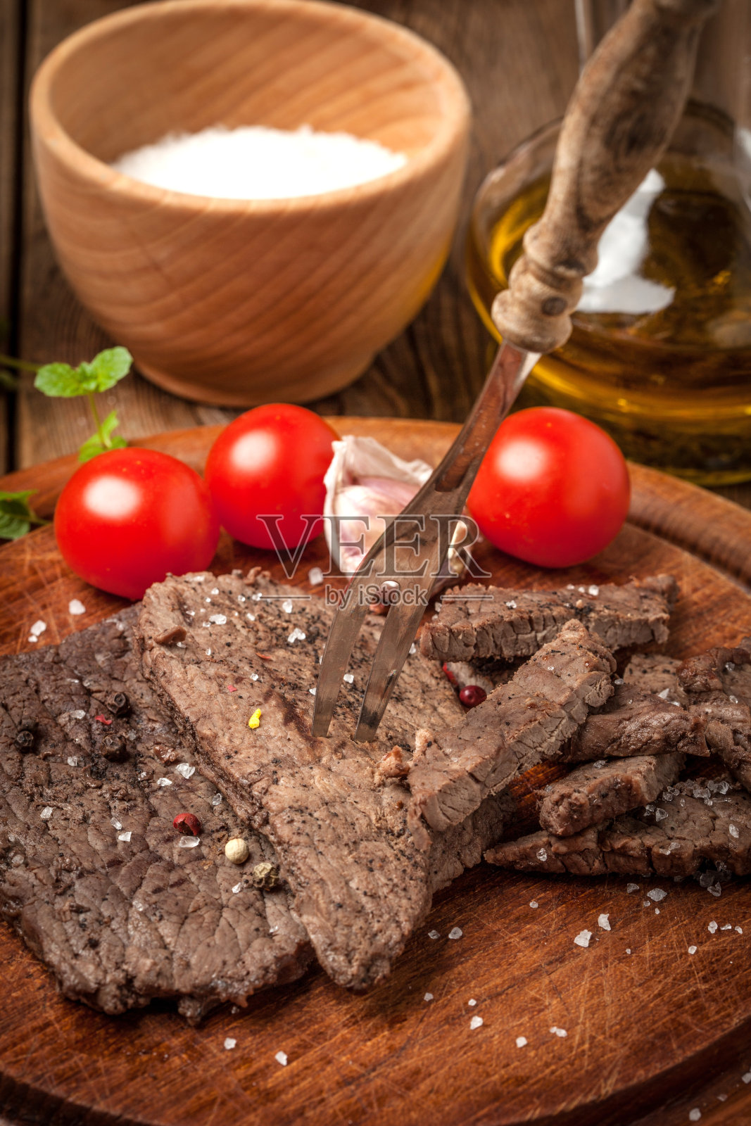 炸牛肉片。照片摄影图片