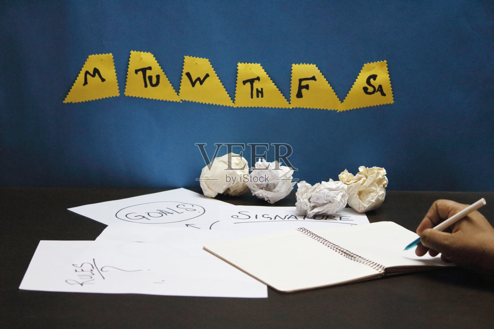 办公室的日常事务照片摄影图片