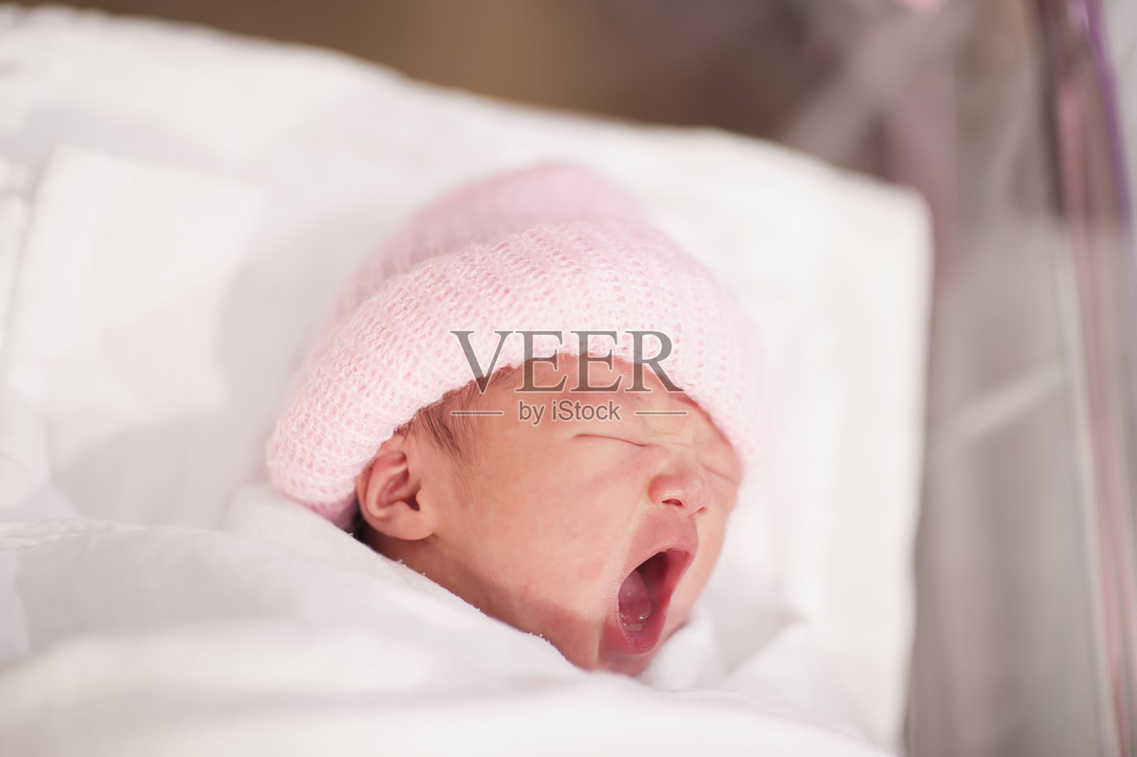 新生儿。照片摄影图片