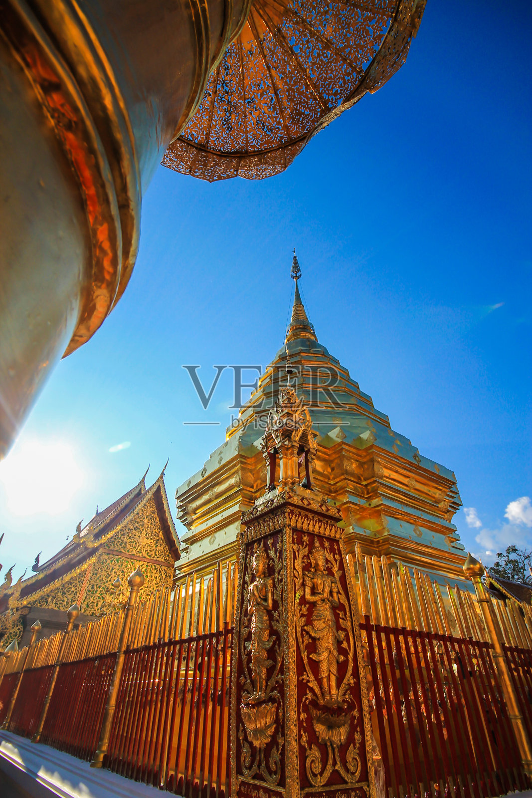 泰国清迈的素贴寺。照片摄影图片