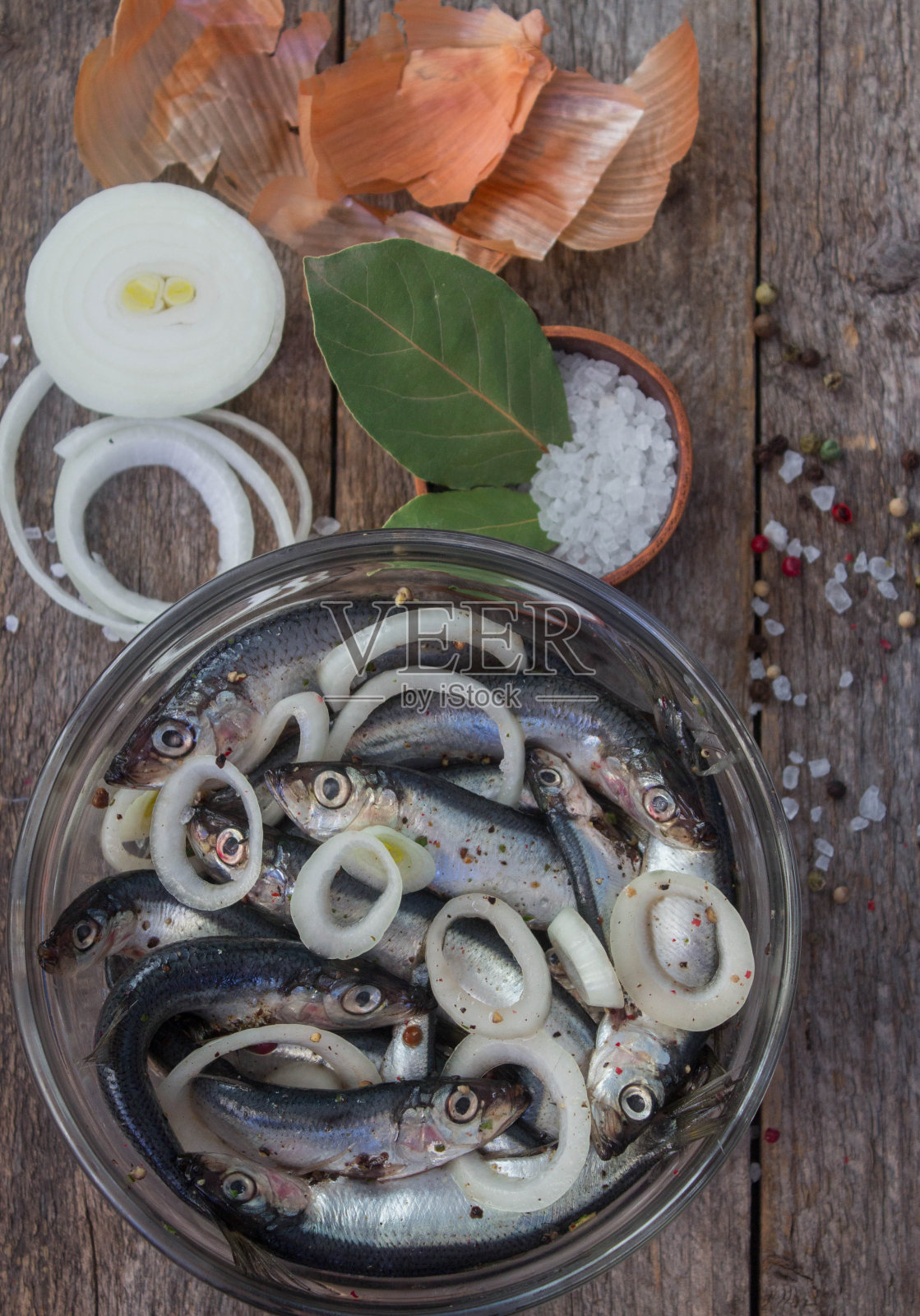香辛料咸鱼照片摄影图片