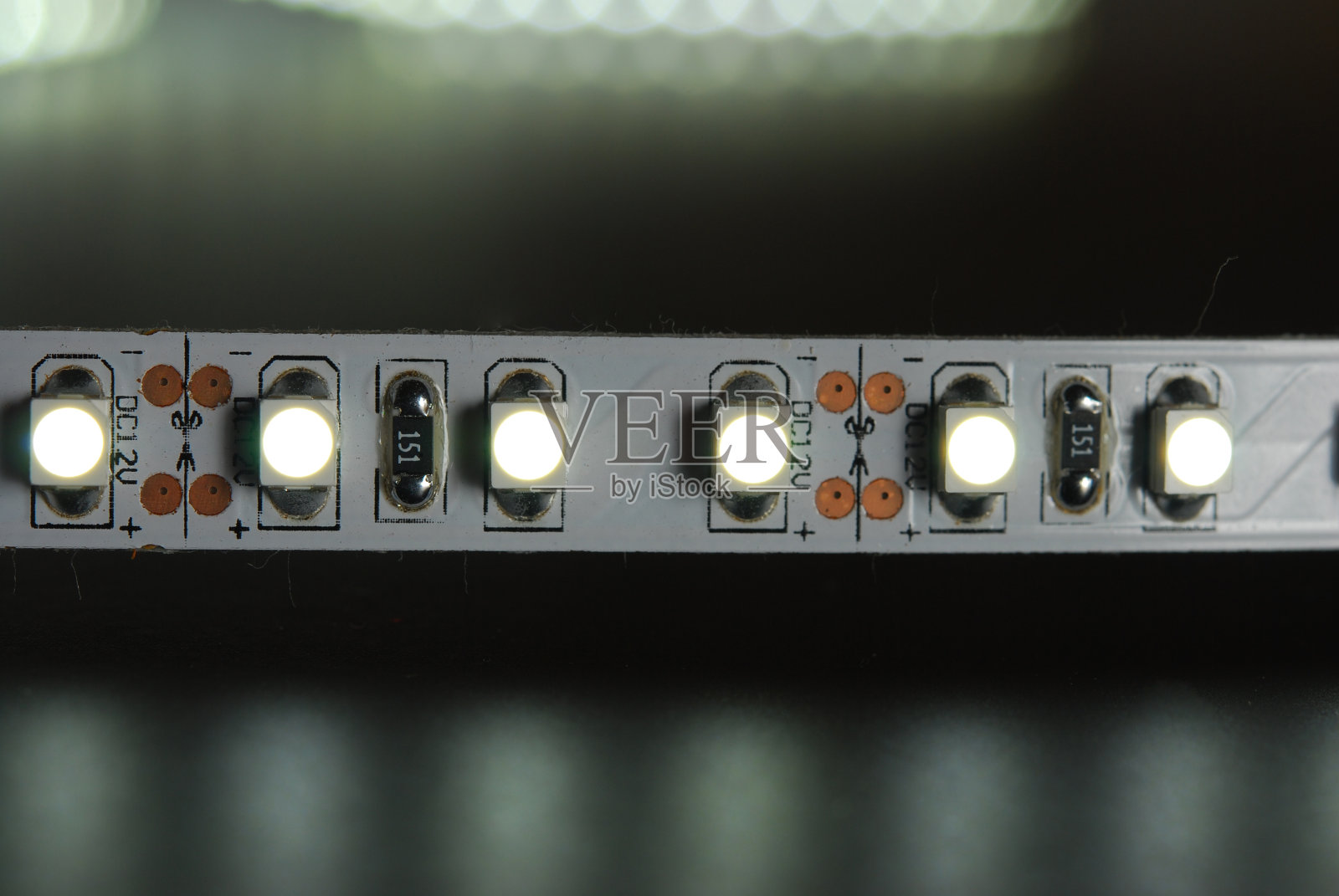 包括领导带照片摄影图片