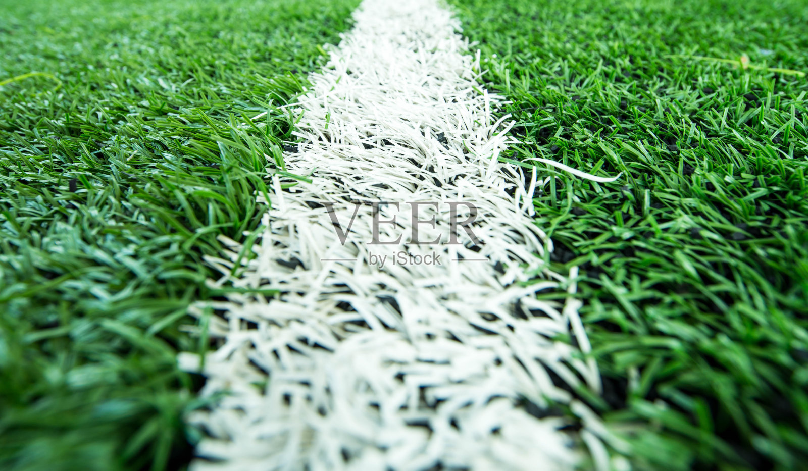 绿色足球场上的特写照片线中间照片摄影图片