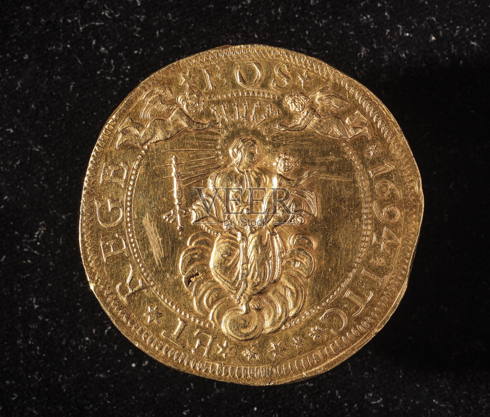 意大利热那亚共和国的古代金币照片摄影图片