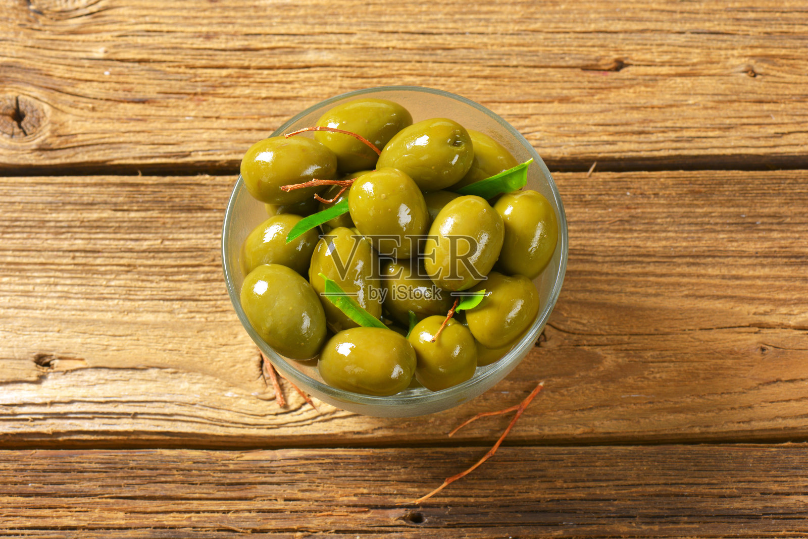 鲜绿的橄榄照片摄影图片