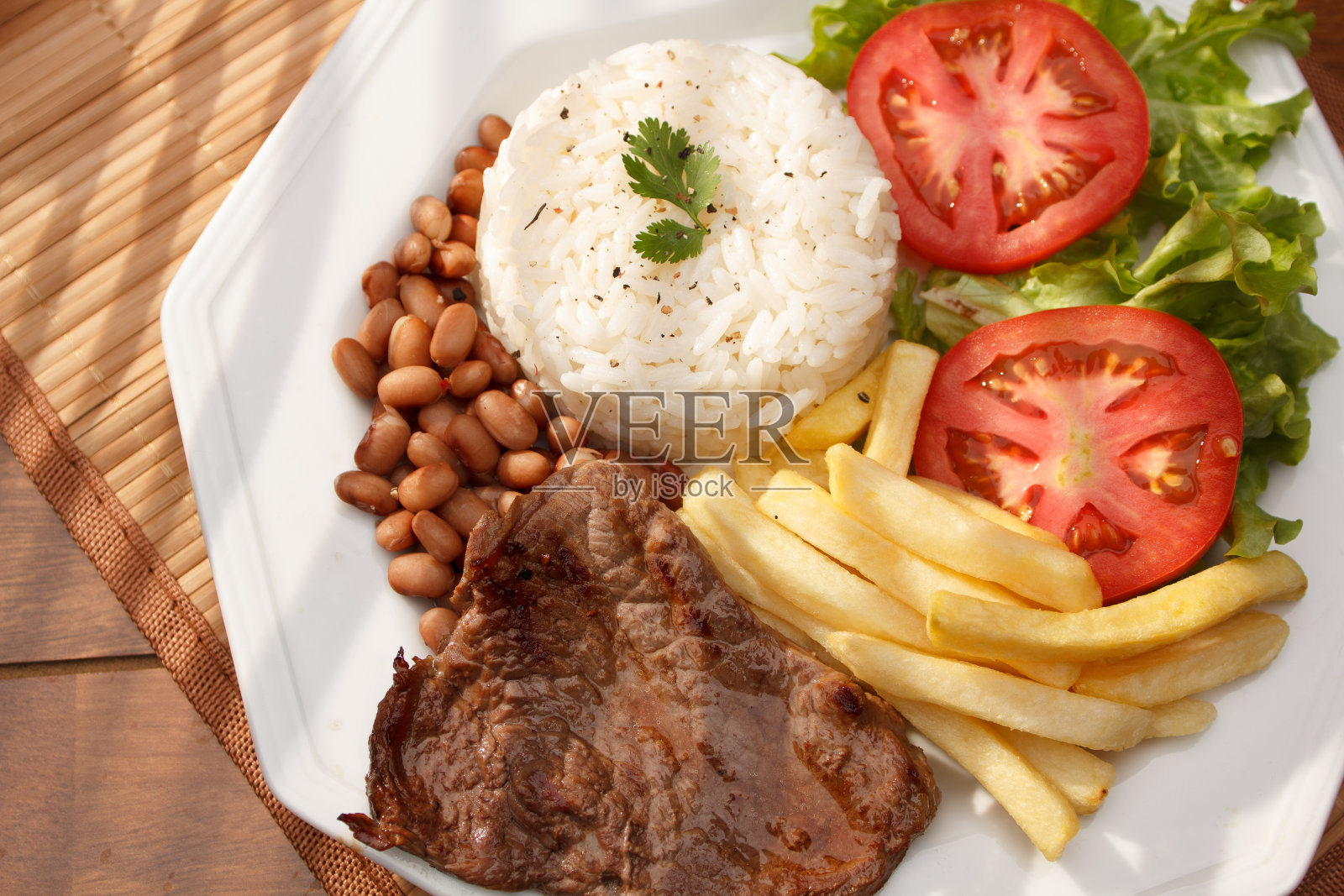 大米和豆类照片摄影图片