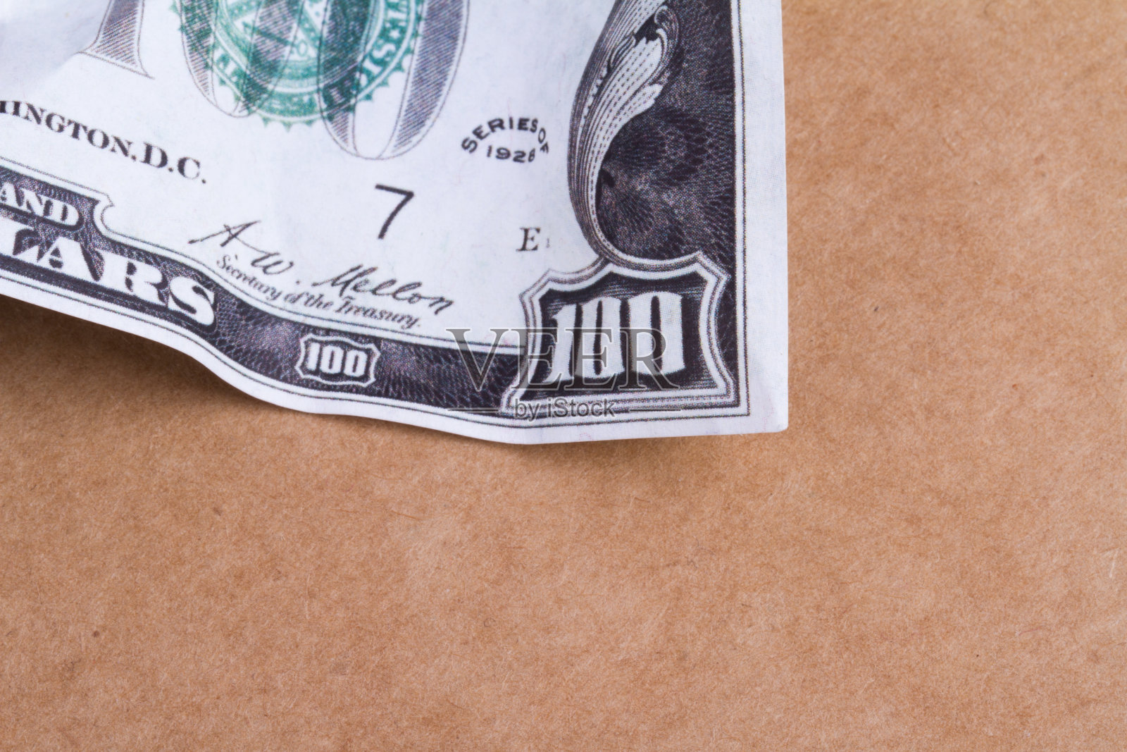 皱巴巴的钱照片摄影图片