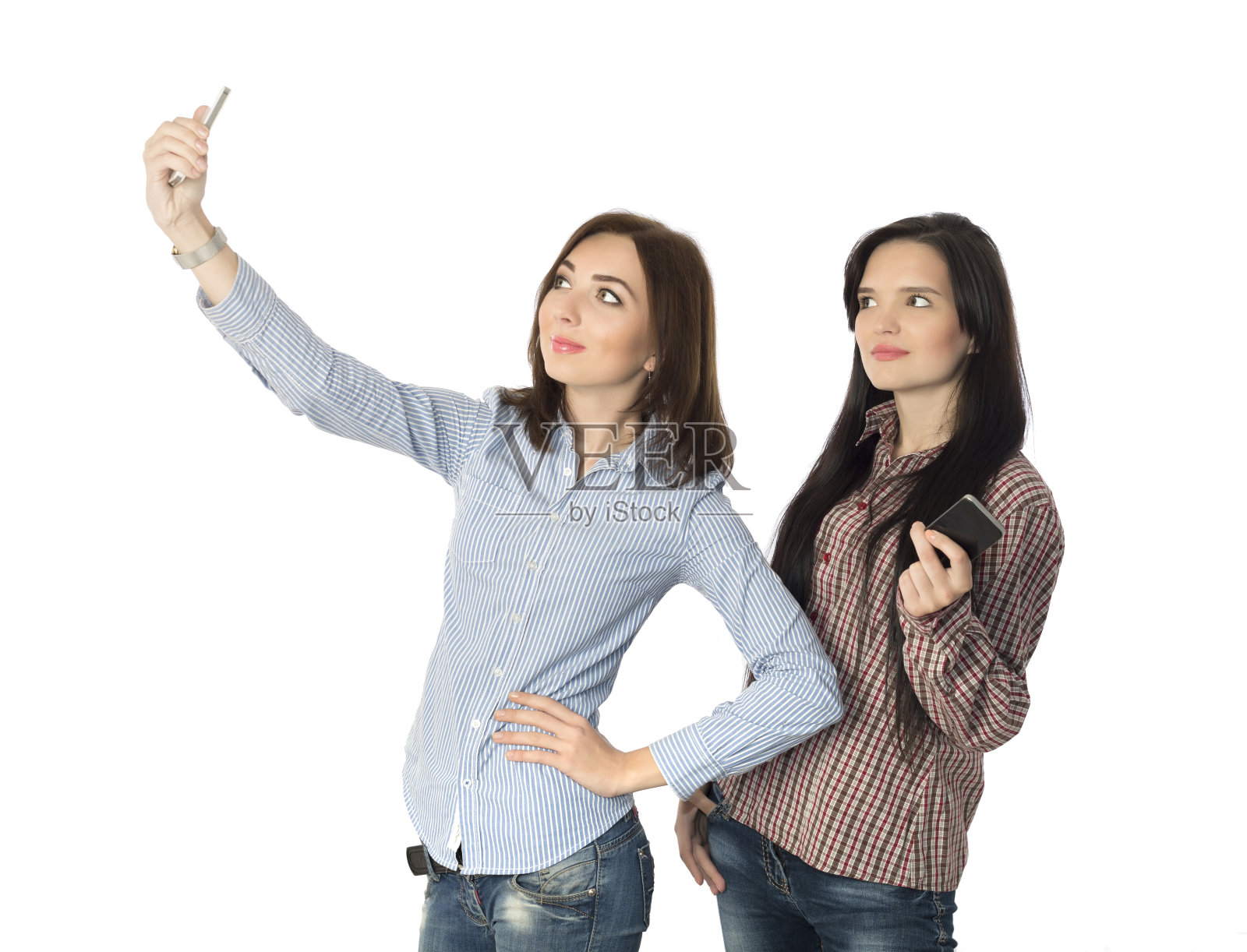 两个小女孩用手机自拍照片摄影图片