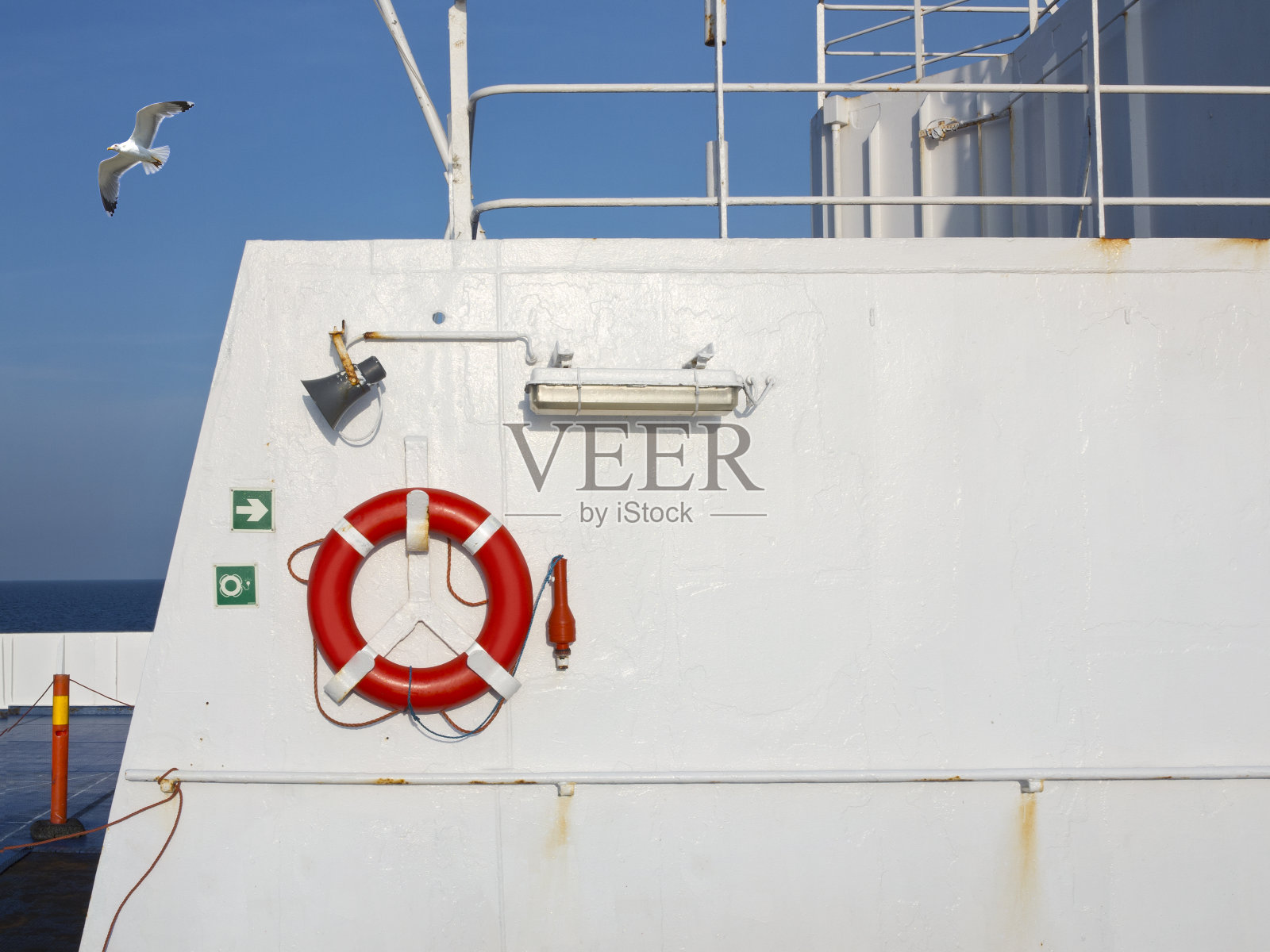 救援圈照片摄影图片