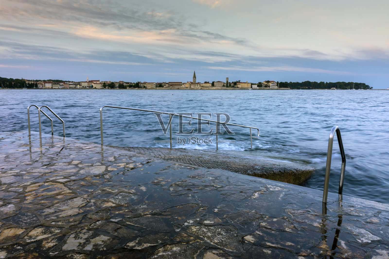 Porec在黎明照片摄影图片
