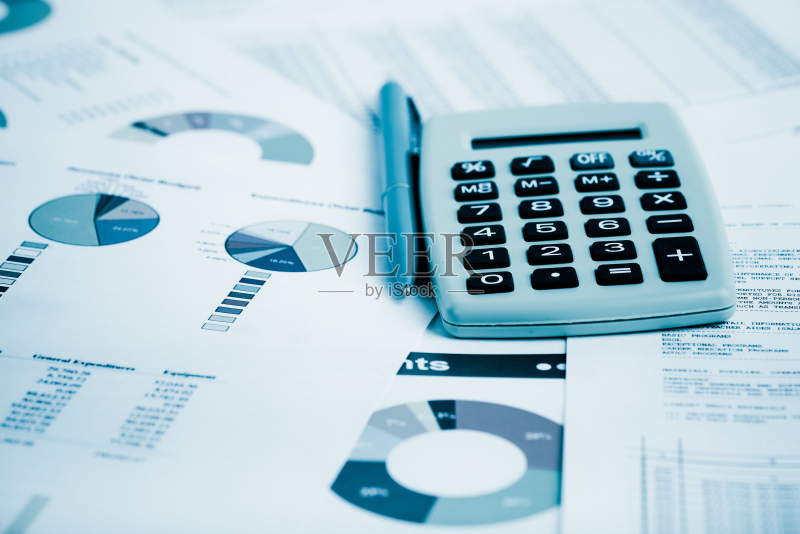 股票市场曲线图照片摄影图片