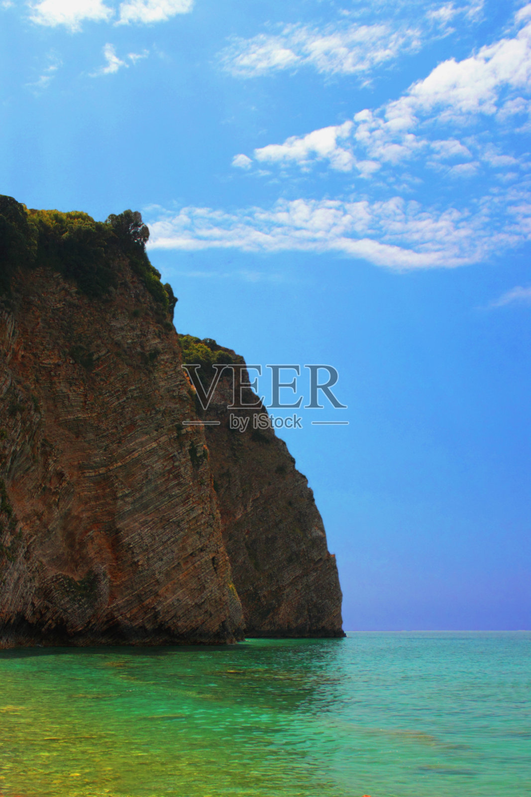 奇妙的绿色海洋背景。地中海，黑山，东部照片摄影图片