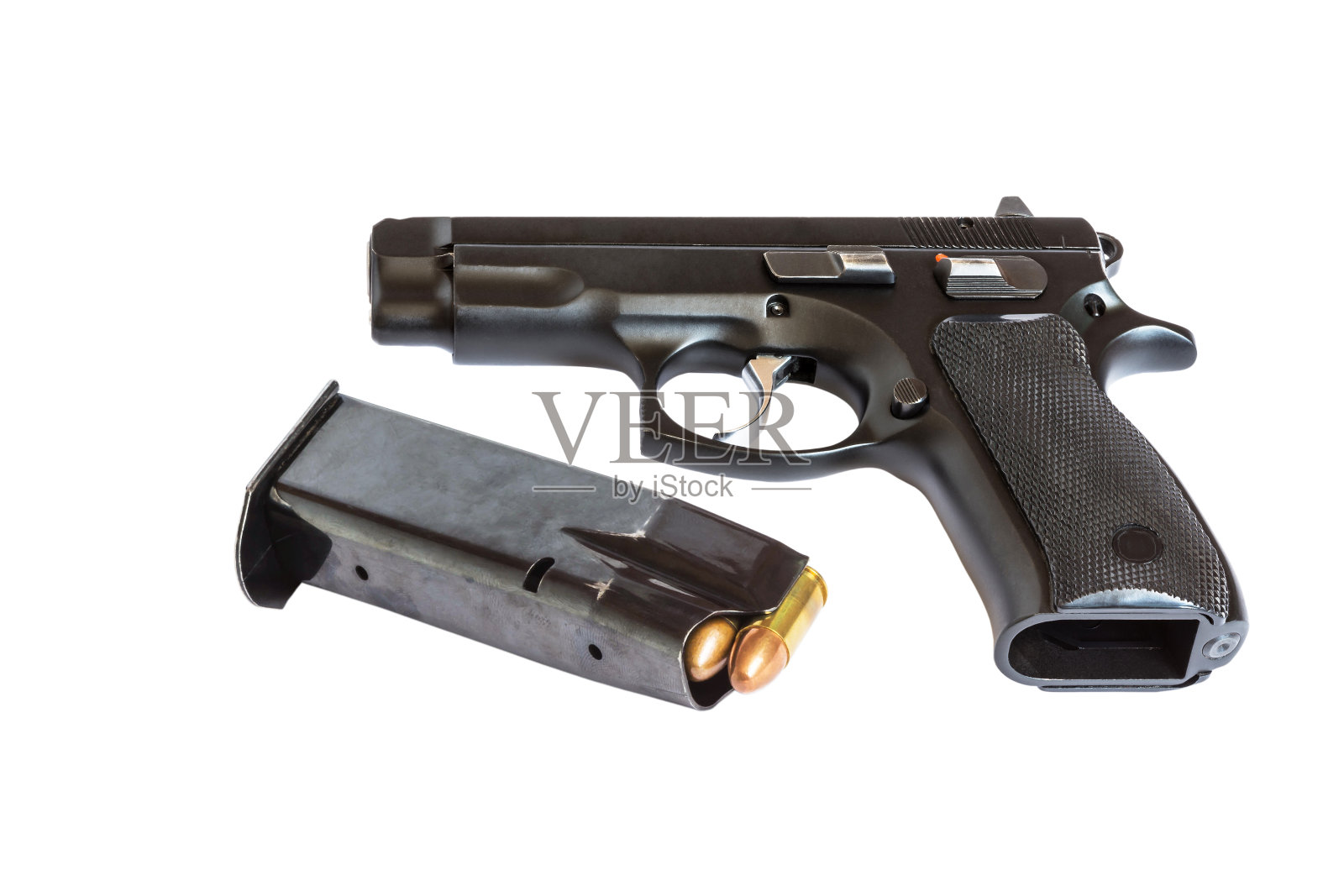 有子弹和弹夹的自动手枪和手枪武器照片摄影图片
