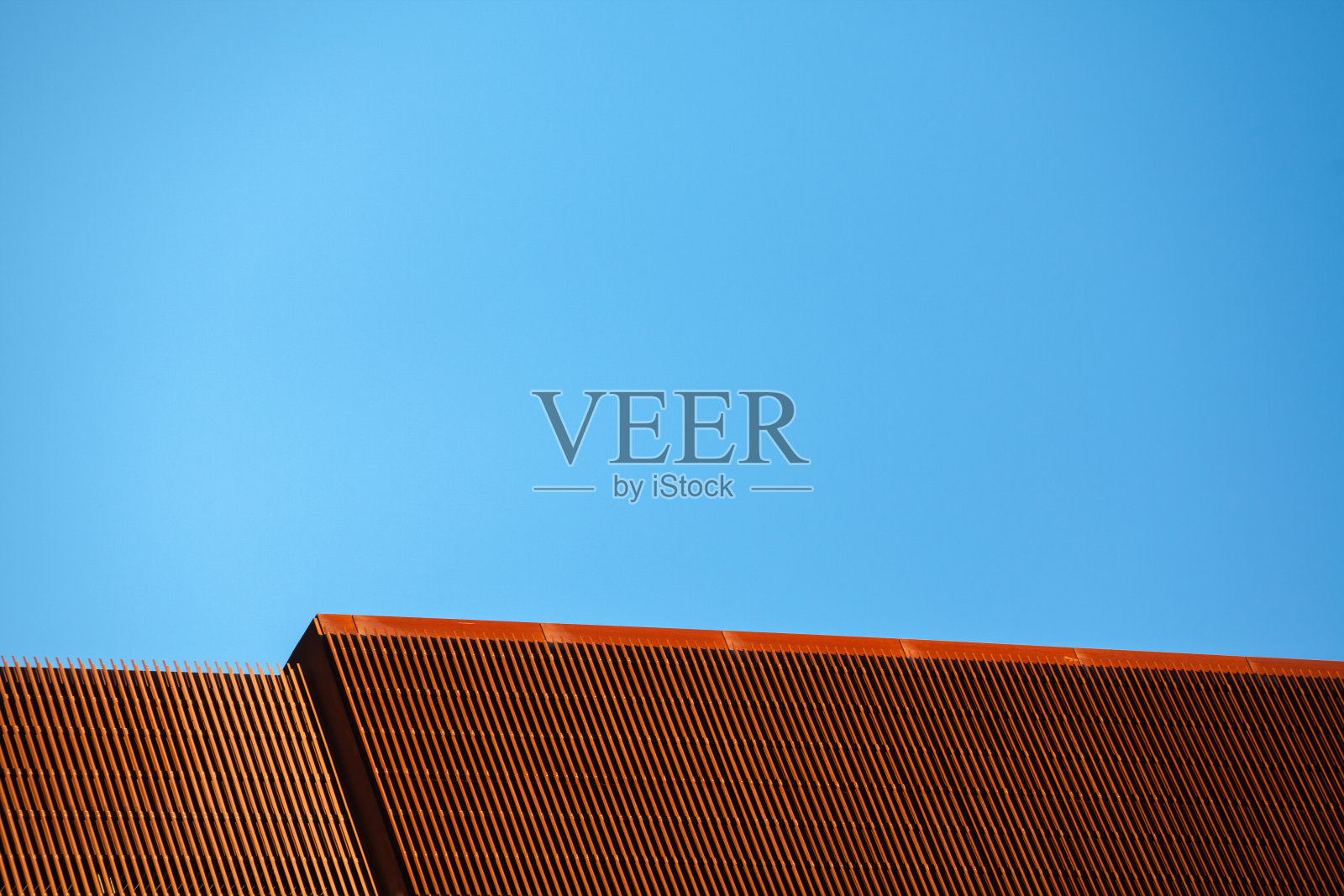 屋顶和天空照片摄影图片