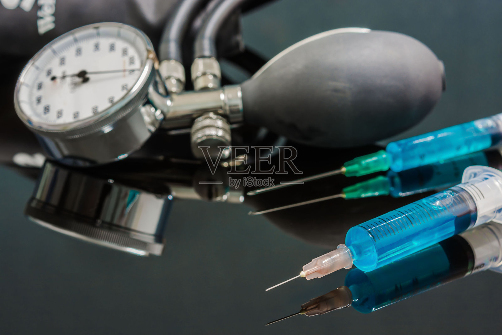 血压计和针照片摄影图片