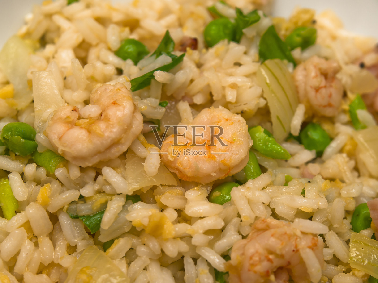 虾仁炒饭照片摄影图片