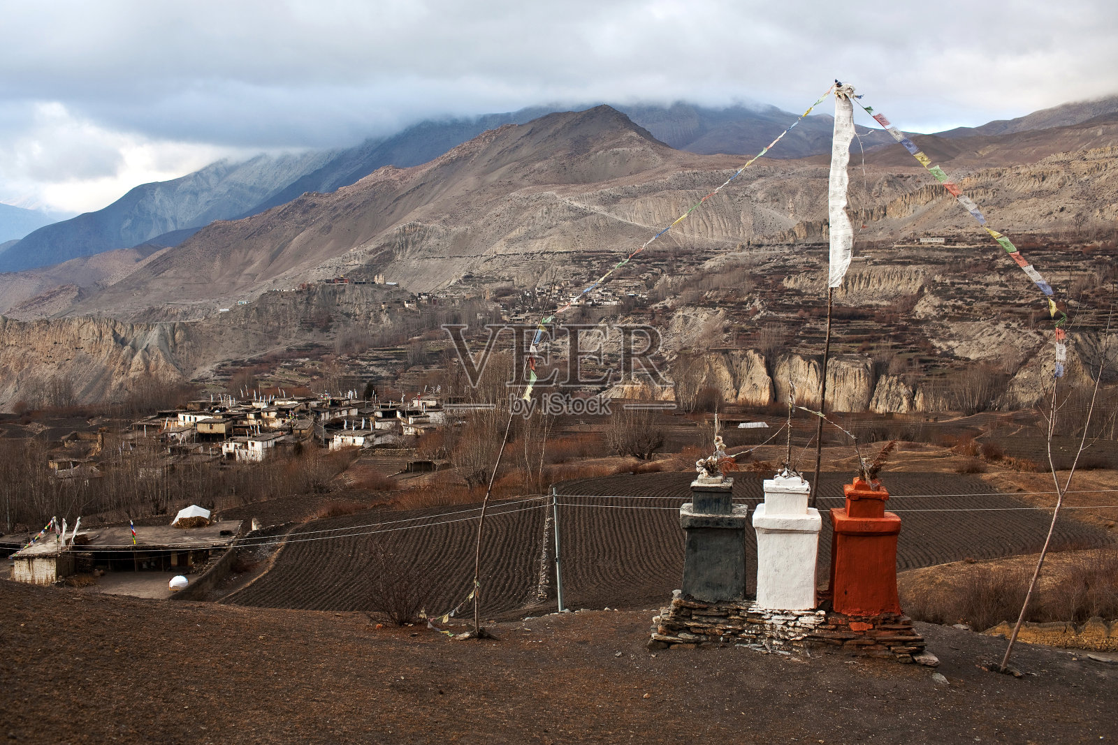 Muktinath谷、尼泊尔照片摄影图片