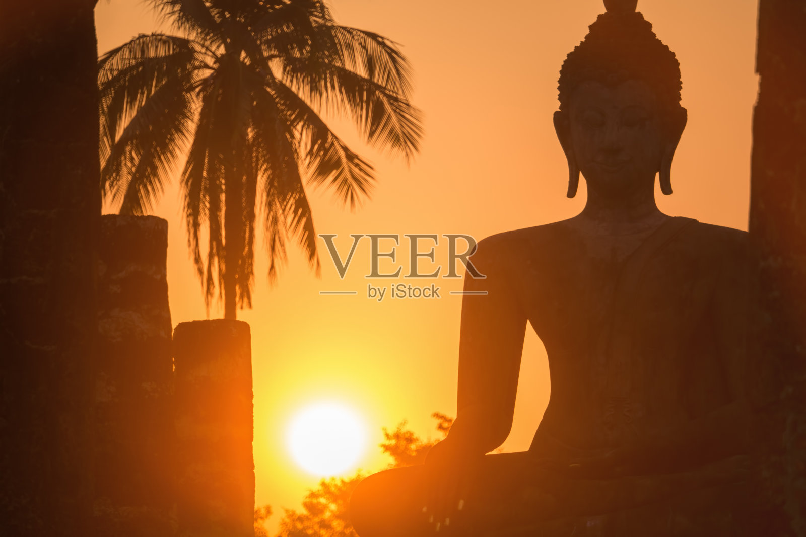 古代大佛像照片摄影图片