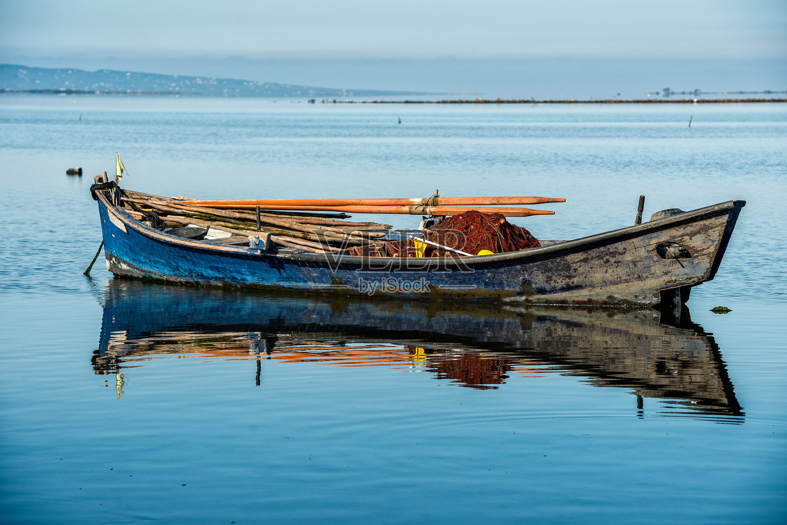 船反射照片摄影图片