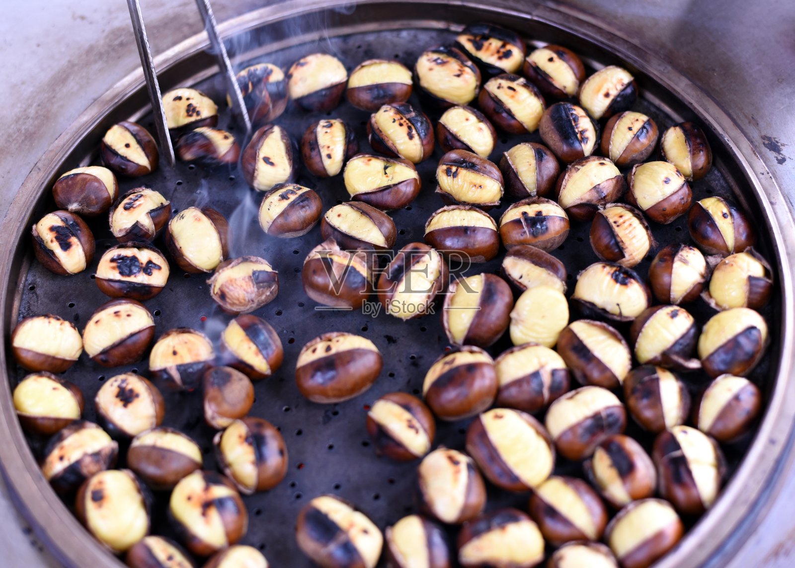 烤栗子- Kestane Kebap照片摄影图片