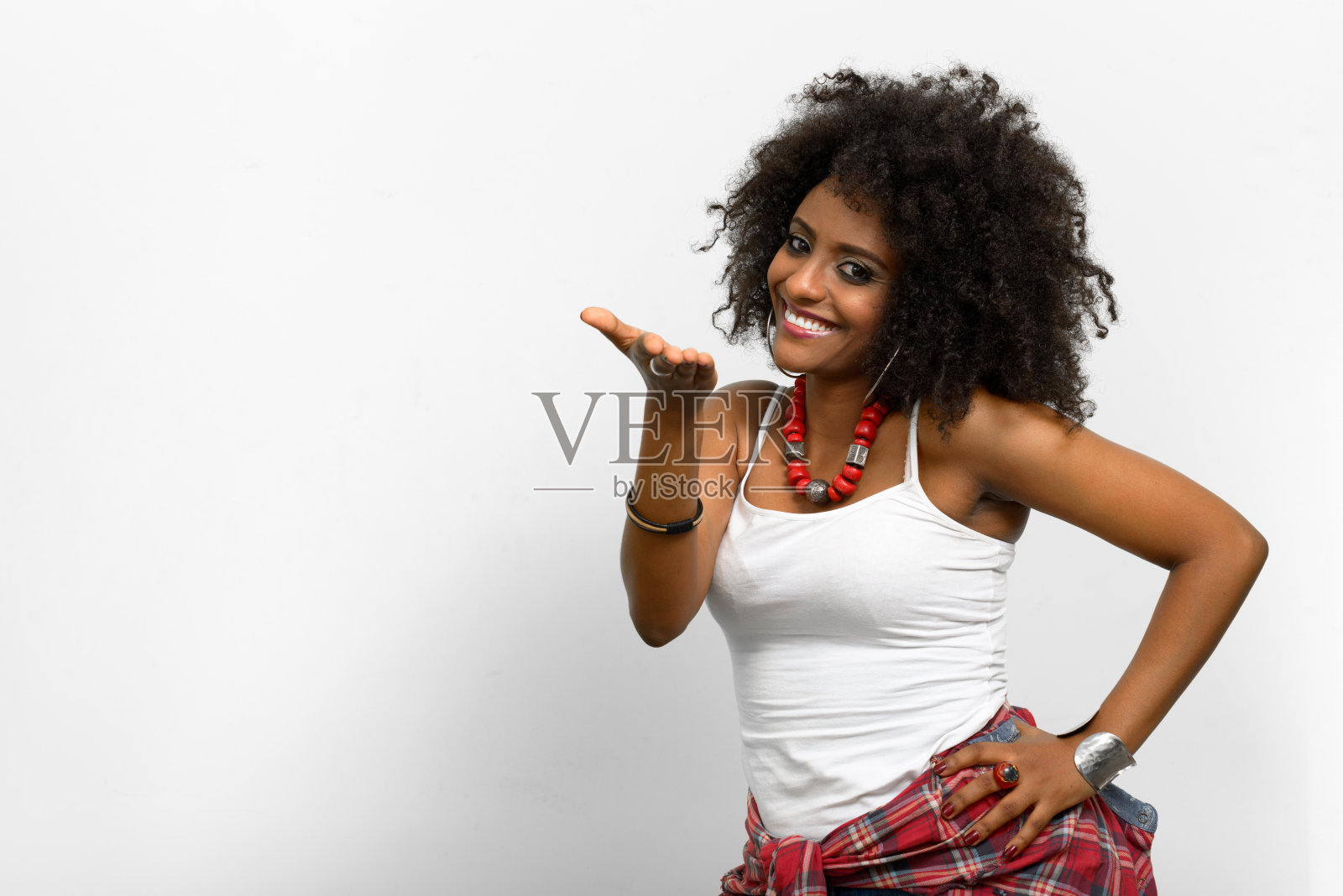 非洲妇女呈现照片摄影图片