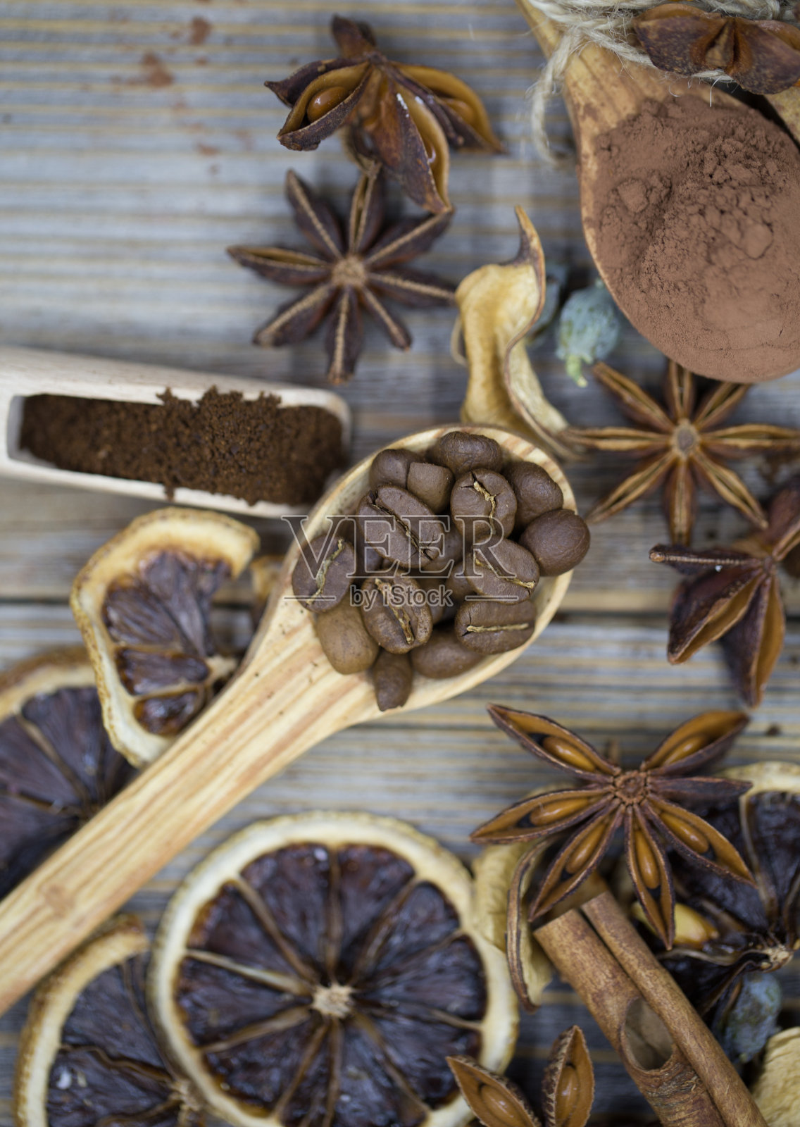 成分有柠檬干、肉桂咖啡照片摄影图片