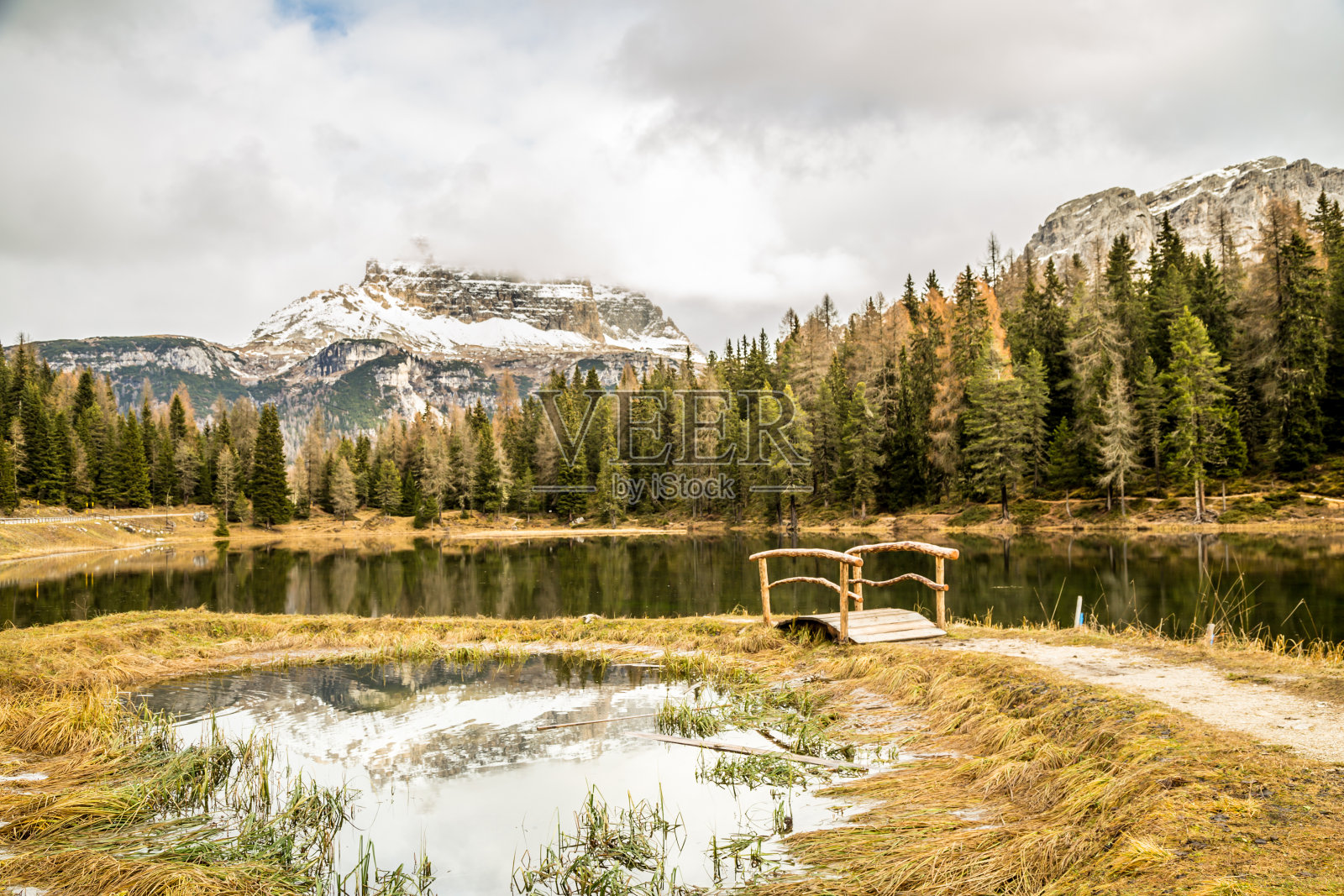 米苏里纳湖照片摄影图片