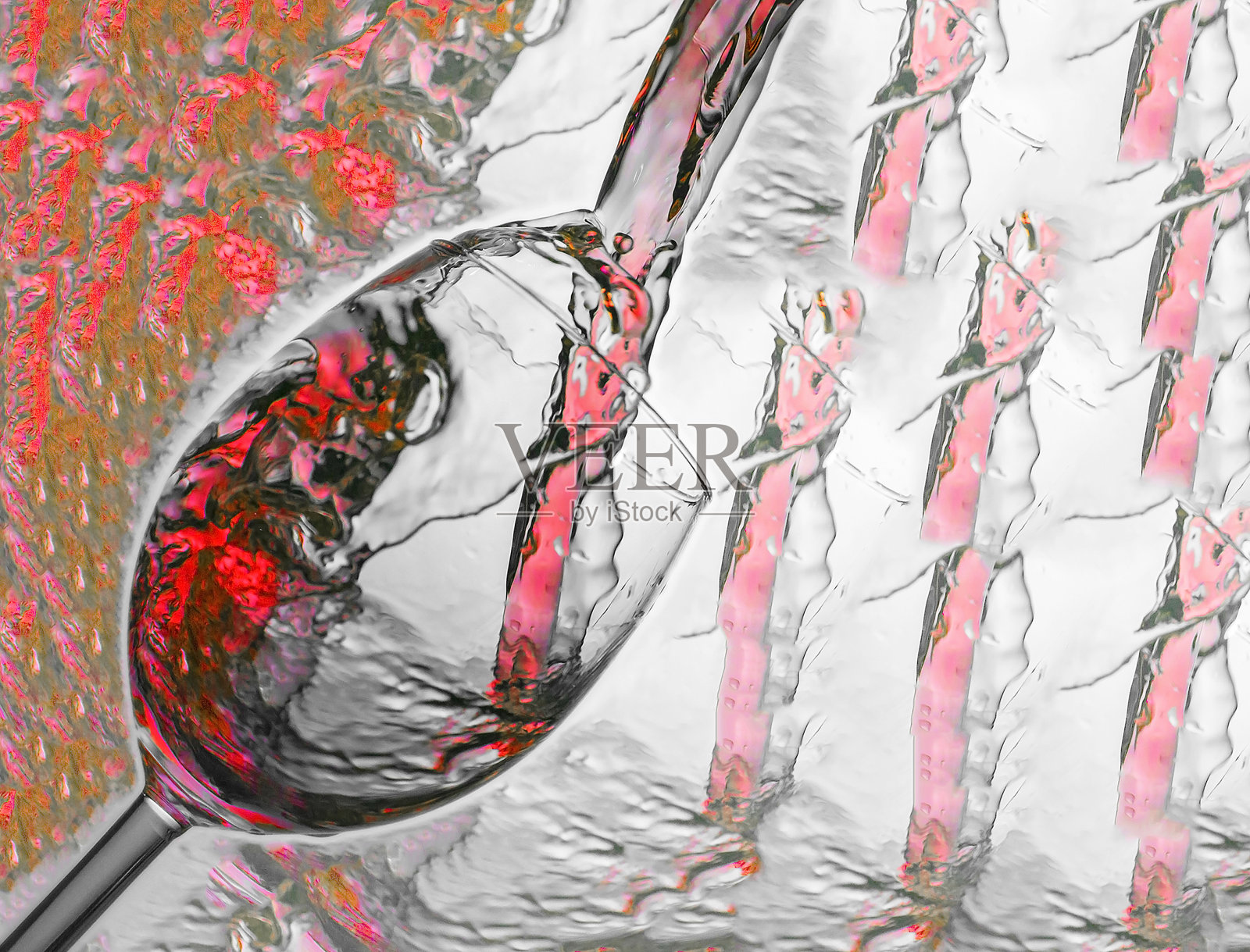 酒杯流体运动照片摄影图片