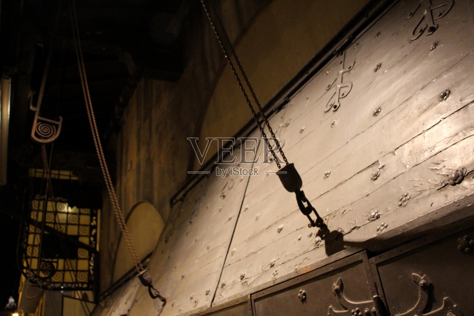 佛罗伦萨 - 庞特韦基奥 （商店的木门）照片摄影图片