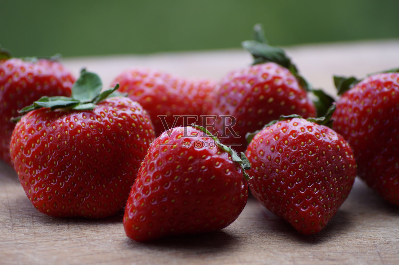 草莓照片摄影图片